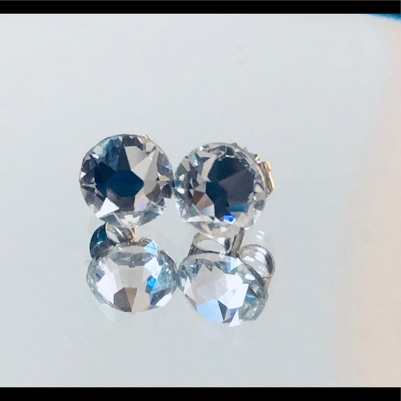 Swarovski Clear Crystal Earrings(4mm / 5mm) - Picture 1 of 6